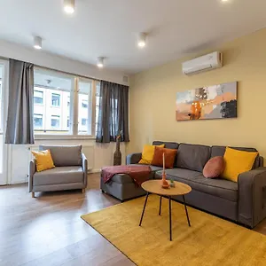 Gems Of - Tiger Eye Apartamento Budapest